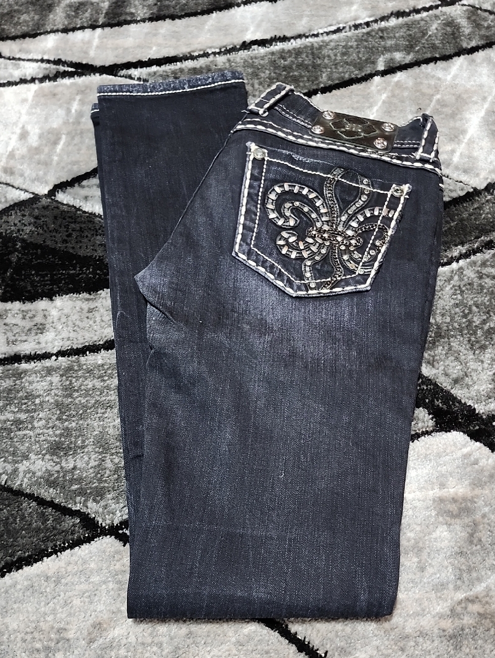 MISS ME EMBROIDERED FLEUR-DE-LIS STUDDED RHINESTONES LONG SKINNY DENIM JEAN